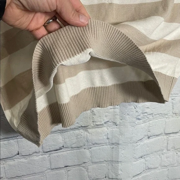 Guess Cream & Light Tan Striped  Dolman Style Short Sleeve Boatneck Tee - Picture 5 of 8